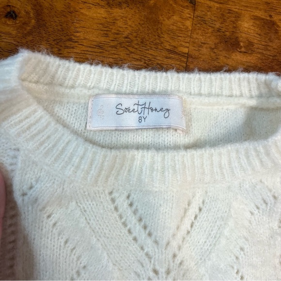 Sweethoney white cream ivory slightly fuzzy sweater size 8 - Picture 2 of 3
